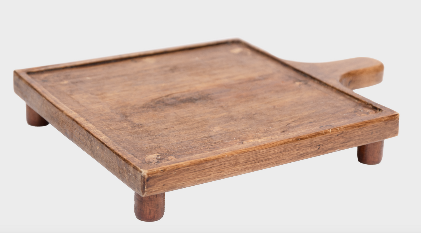 Tabla de Madera con Patitas